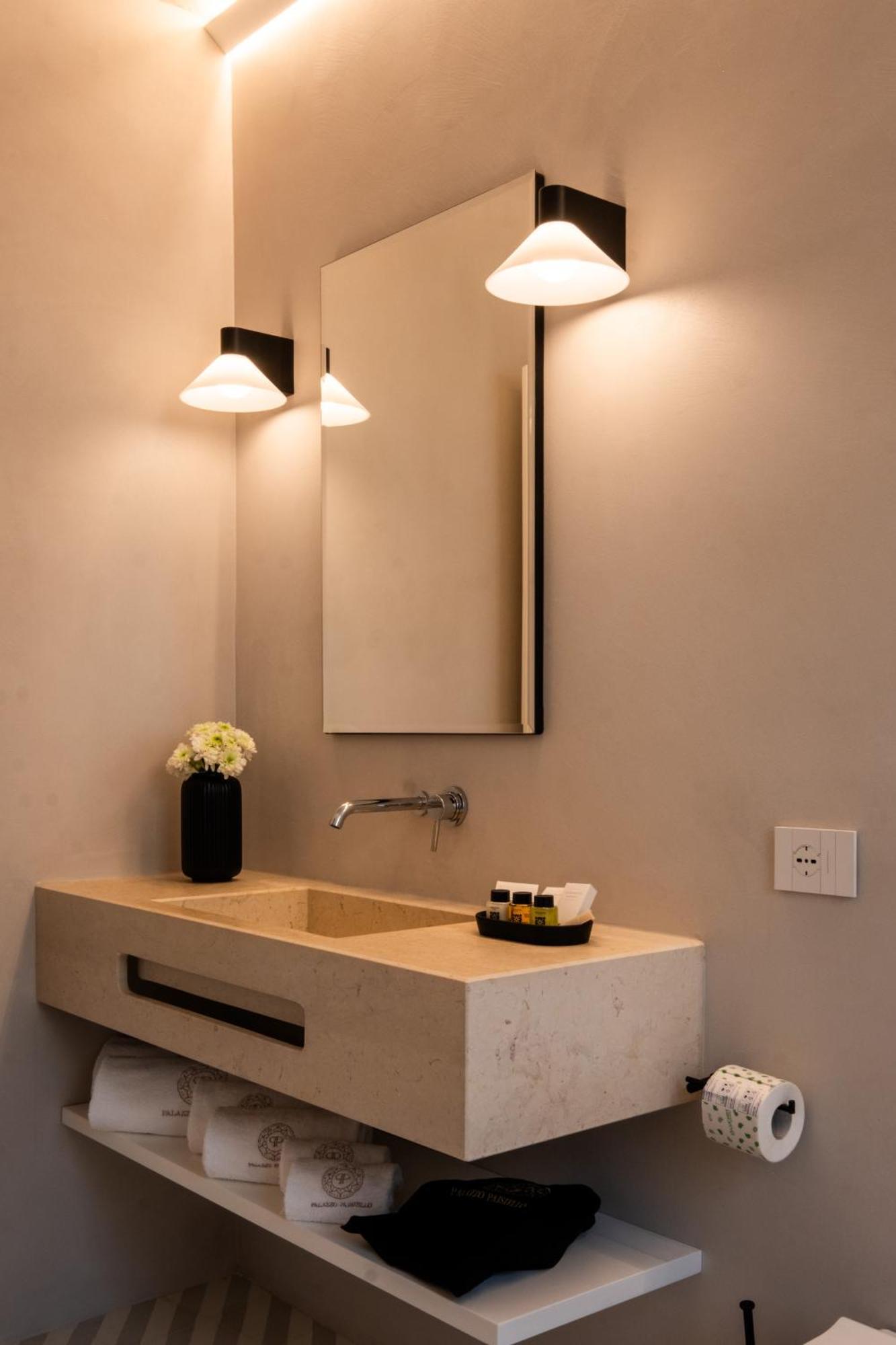 Palazzo Paisiello - Luxury Rooms Lecce Pokój zdjęcie