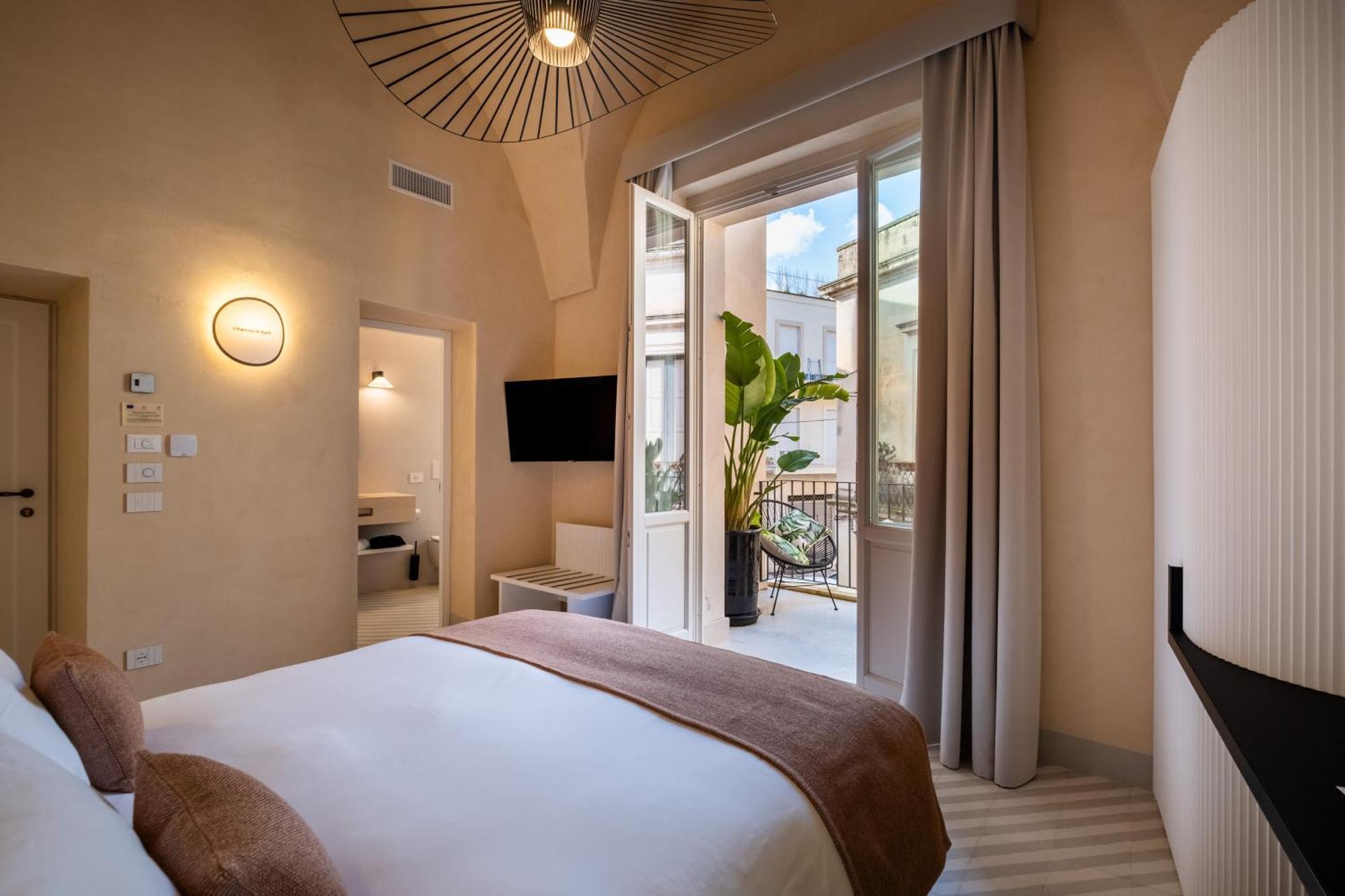 Palazzo Paisiello - Luxury Rooms Lecce Zewnętrze zdjęcie