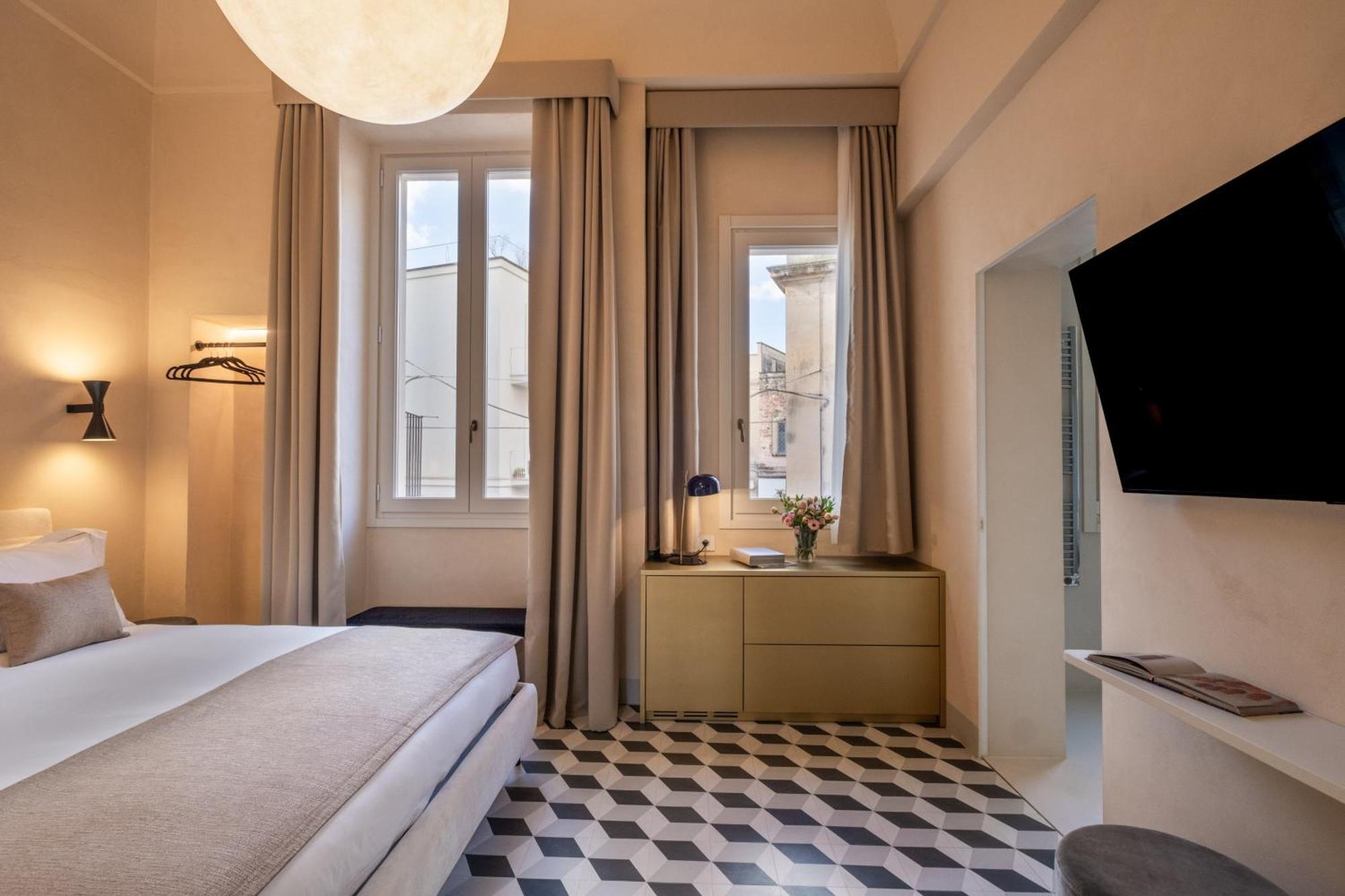Palazzo Paisiello - Luxury Rooms Lecce Zewnętrze zdjęcie